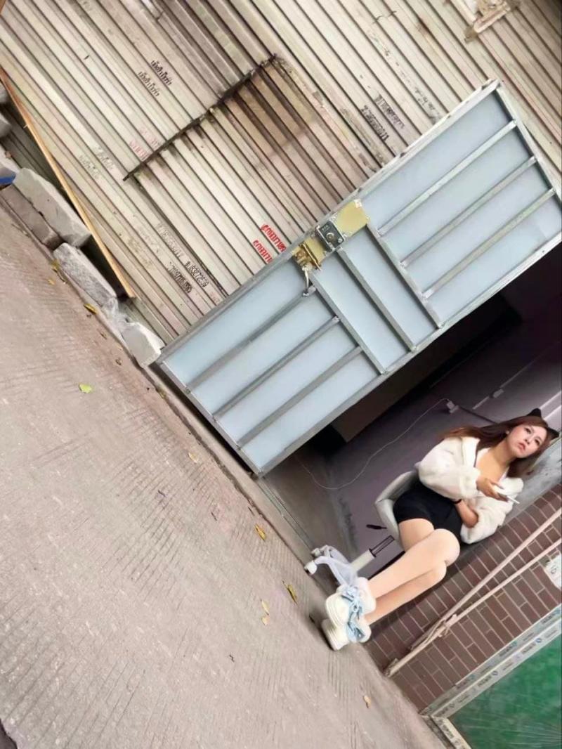 2008城市花园有小嫂子，附近